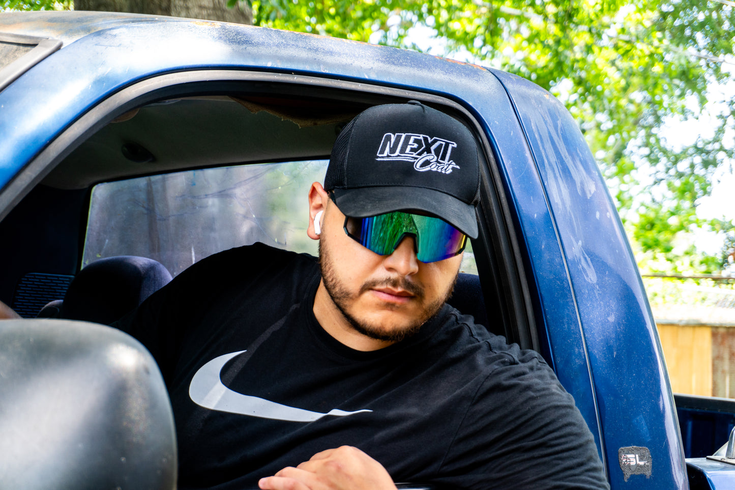 Black & Red Trucker hat - Snapback